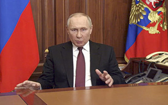 रूस के राष्ट्रपति पुतिन का बयान: विशेष सैन्य अभियान का लक्ष्य यूक्रेन का असैन्यीकरण करना और नाजियों से मुक्त कराना