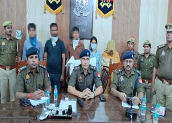 प्रतापगढ़: गांजा और स्मैक तस्कर के घर पर छापा; कई करोड़ रुपये की नकदी, गांजा और स्मैक बरामद