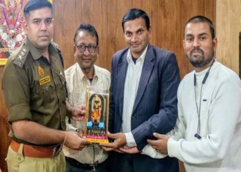 आशुतोष तिवारी को CO अयोध्या का फिर से चार्ज मिलने पर एनयूजे आई ने दी बधाई, मिलनसार व कर्तव्यनिष्ठा की हुई सराहना