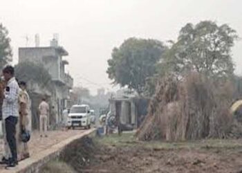 भारत में आतंकी मॉड्यूल का पर्दाफाश, जम्मू-कश्मीर पुलिस ने दो चिकित्सकों सात लोगों को किया गिरफ्तार, लखनऊ की डॉक्टर डॉ.शाहीना गिरफ्तार