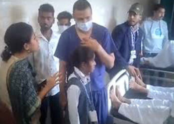 हरदोई के एक स्कूल में गैस रिसाव होने से 16 छात्र बेहोश, जांच के आदेश