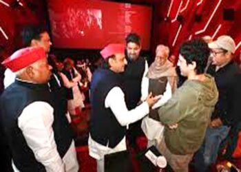 Watch, भारतीय सैनिकों की हिम्मत की याद दिलाने वाली फिल्म है ‘120 बहादुर’ : अखिलेश यादव