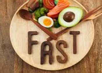 क्या उपवास आपकी मानसिक सेहत पर असर डालता है? आइए विश्लेषण करें