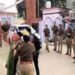 Bulandshahr : DIG को देखते ही दौड़ पड़ी गैंगरेप पीड़िता, बीच सड़क हुआ बवाल