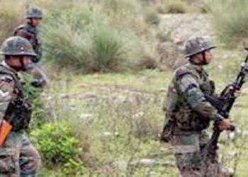 जम्मू कश्मीर: बारामूला के जंगल से एके-47 राइफल और गोला-बारूद बरामद