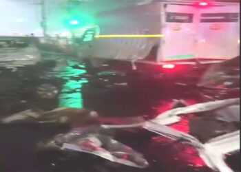 Watch, लाल किले के पास खड़ी कार में विस्फोट, 08 की मौत, कई लोगों के घायल होने की आशंका