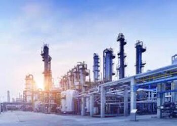 नए प्रतिबंधों के बीच भारत ने अक्टूबर में रूस से 2.5 अरब यूरो का कच्चा तेल खरीदा