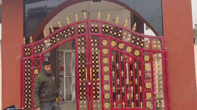अयोध्या: पुलिस ने देवी दुर्गेश्वरी मंदिर में चोरी की घटना का 4 घंटे में किया खुलासा, सभी सामान बरामद