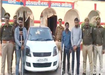 अयोध्या: पत्रकार पर जानलेवा हमला करने वाले तीन बदमाश गिरफ्तार, लोहे की रॉड-बांस डंडे और स्विफ्ट कार बरामद