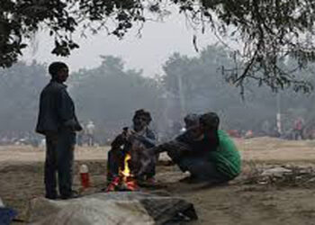 अयोध्या में भीषण शीतलहर को देखते हुए एक से आठवीं तक के सभी स्कूलों 30 दिसंबर तक बंद