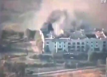 Thailand vs Cambodia: टूट गया ट्रंप का सपना! सीमा पर भीषण एयरस्ट्राइक