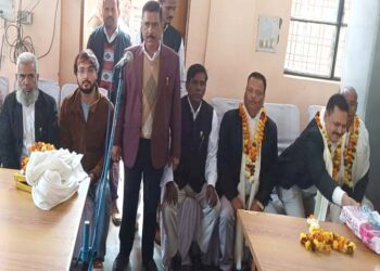 रुदौली: अधिवक्ता दिवस पर तहसील के तीन अधिवक्ता किये गए सम्मानित