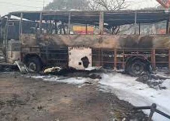 बलरामपुर: बस में आग लगने से तीन नेपाली यात्रियों की मौत, 24 गंभीर रूप से झुलसे