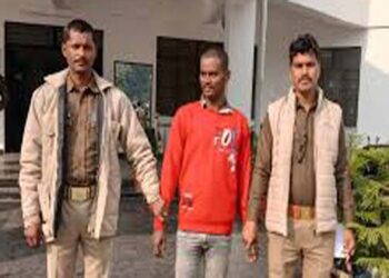 कौशांबी में खनन निरीक्षक के वाहन में टक्कर मारने के आरोप में ट्रक चालक गिरफ्तार