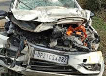 बिजनौर: कार ने पीछे से डंपर को टक्कर मारी, चार लोगों की मौत