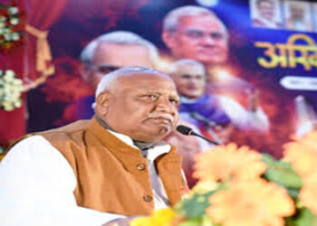 अयोध्या में अटल जयंती पर होगा राष्ट्रीय कवि सम्मेलन, कवि अपनी रचनाओं के द्वरा देगे अटल जी को श्रद्धांजलि