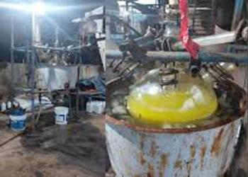 मादक पदार्थ तस्करी गिरोह का भंडाफोड़, बेंगलुरु में मेफेड्रोन बनाने वाली तीन फैक्टरी ध्वस्त