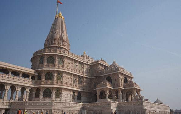 अयोध्या में श्रीरामलला प्राण प्रतिष्ठा की दूसरी वर्षगांठ हिंदू पंचांग के अनुसार 31 दिसंबर को, पूजन-अनुष्ठान करेगे जगद्गुरु मध्वाचार्य जी