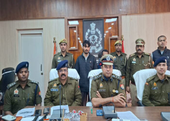 Bite, Ayodhya:  रौनाही में युवक की हत्या का खुलासा, मृतक के दो दोस्तों ने दिया वारदात को अंजाम, गिरफ्तार