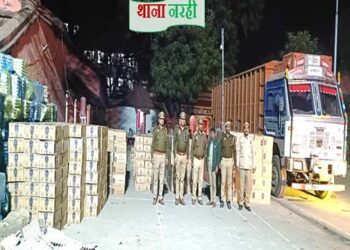 बलिया में 75 लाख रुपये कीमत की अवैध अंग्रेजी शराब बरामद, एक तस्कर गिरफ्तार