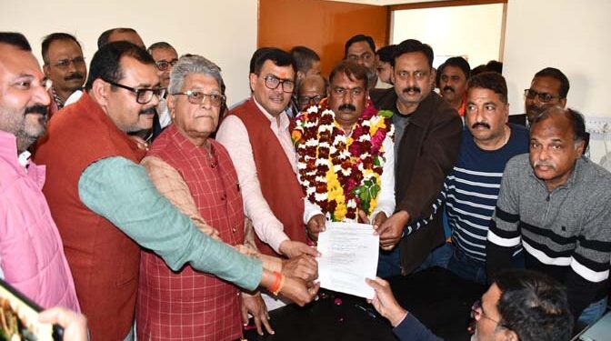 अयोध्या में सहकारी ग्राम विकास बैंक प्रतिनिधि पद के लिए एकमात्र नामांकन, संजय सिंह राजू निर्विरोध चुना जाना तय