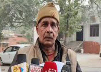 बहराइच में तीन होमगार्ड ने आईएएस पर जातिगत गाली-गलौज और उत्पीड़न का आरोप लगाया, जांच की मांग