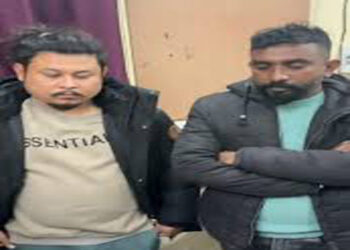 महाराजगंज में भारत-नेपाल सीमा पर दो नेपाली नागरिकों के पास से 10 किलो चांदी बरामद