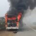 मथुरा में यमुना एक्सप्रेसवे पर बस में आग लगी, बाल-बाल बचे 60 से ज़्यादा लोग