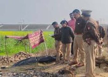 बागपत में युवती की हत्या, खेत के बिटौड़े में मिला अधजला शव