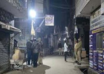 गाजियाबाद में खाना परोसने में विवाद; दो युवकों की चाकू गोदकर हत्या, एक घायल