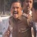 रिश्वत लेते पकड़े गए पुलिस निरीक्षक का वीडियो वायरल, गिरफ्तारी के दौरान चीखता-चिल्लाता दिखा