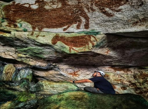 Indonesia के सुलावेसी में मिली 67,800 वर्ष पुरानी गुफा कला, बनी सबसे पुरानी ज्ञात गुफा कला