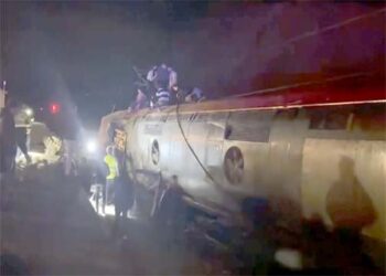 स्पेन में ट्रेन की टक्कर में 39 लोगों की मौत, बचाव अभियान जारी