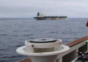 अमेरिका द्वारा जब्त रूसी टैंकर के चालक दल में तीन भारतीय शामिल