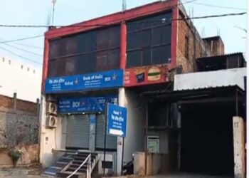 शाहजहांपुर में वीडियो बनाने के डर से दूसरी मंजिल से नीचे कूदे युवक-युवती