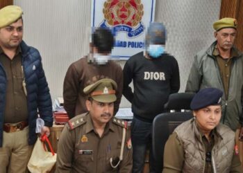 गाजियाबाद सार्वजनिक शौचालय के कर्मचारी की हत्या के आरोप में दो लोग गिरफ्तार