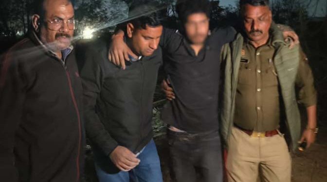 नोएडा में कारोबारी की हत्या का खुलासा, पुलिस मुठभेड़ में दो आरोपी घायल