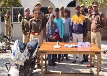 प्रतापगढ़ में पति की हत्या के आरोप में महिला और उसके प्रेमी समेत पांच लोग गिरफ्तार