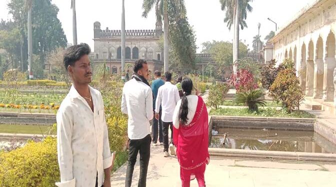 Photo, अयोध्या में  वैलेंटाइन डे पर पुलिस अलर्ट मोड में नजर आई, CO सिटी श्रीयश त्रिपाठी ने चलाया विशेष अभियान