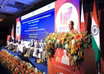 योगी आदित्यनाथ जापान पहुंचे, निवेश आकर्षित करने के लिए करेंगे बैठकें