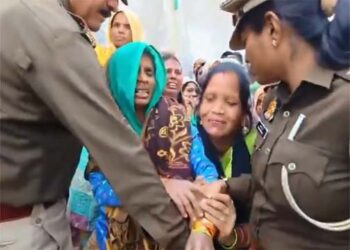 मथुरा में एक ही परिवार के पांच लोग मृत पाए गए, सामूहिक आत्महत्या का संदेह