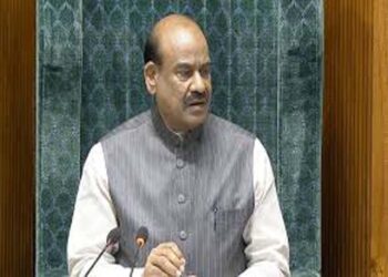 बिरला को पद से हटाने के लिए प्रस्ताव लाने का नोटिस देने की तैयारी में विपक्ष