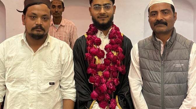 अयोध्या: माह-ए-रमजान में कुरान तरावीह मुकम्मल होने का सिलसिला शुरू, खानकाह हजरत शैखुल आलम मे कुरान तरहवी हुई मुकम्मल
