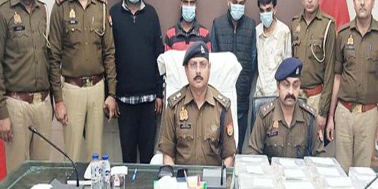 बिजनौर में सास, ससुर और पत्नी को बेहोश कर करोड़ों रुपये के आभूषण चुराने वाला दामाद गिरफ्तार