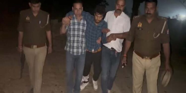 सुलतानपुर में 50 हजार का इनामी बदमाश आदर्श सिंह मुठभेड़ में घायल, गिरफ्तार