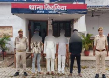 श्रावस्ती: इफ्तार के बाद मंदिर के पास अवशेष फेंकने के आरोपी चार व्यक्ति गिरफ्तार