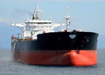 भारत के झंडे वाले दो LPG टैंकर जहाज़ शिवालिक और नंदादेवी ने पार किया होर्मुज़ जलडमरूमध्य, भारत की ओर बढ़े