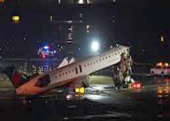 न्यूयॉर्क में एयर कनाडा का विमान पोर्ट अथॉरिटी के वाहन से टकराया, दो लोगों की मौत