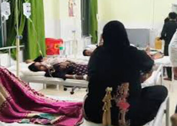 बाराबंकी में शादी समारोह में मांसाहार खाने के बाद 30 से अधिक लोग बीमार