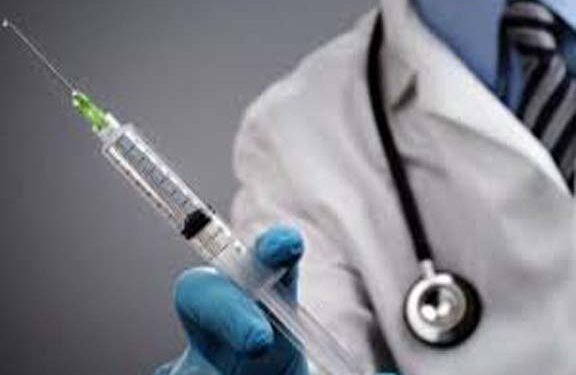 गोरखपुर में मेडिकल स्टोर पर इंजेक्शन लगाए जाने के बाद बच्ची की मौत, मुकदमा दर्ज